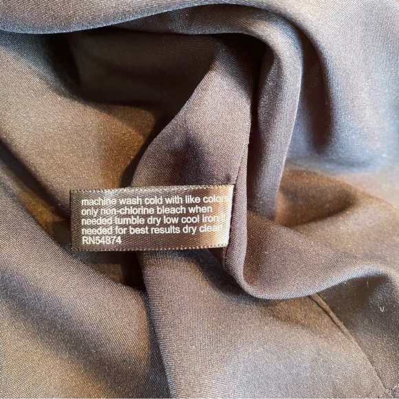 The Limited Retro Polka Dot V-Neck Sleeveless Midi Dress Size 2 Dainty Feminine - Picture 12 of 16